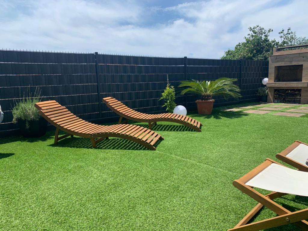 Hedonist-Luxury 2 Bedroom Apartment With Private Hot Tub, Garden And Free Parking Trogir Buitenkant foto